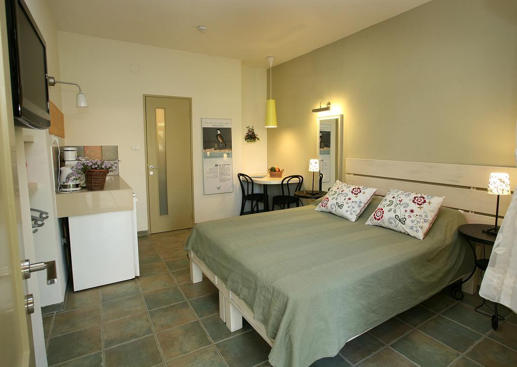 Shaar Hagolan Kibbutz Country Lodging Eksteriør billede