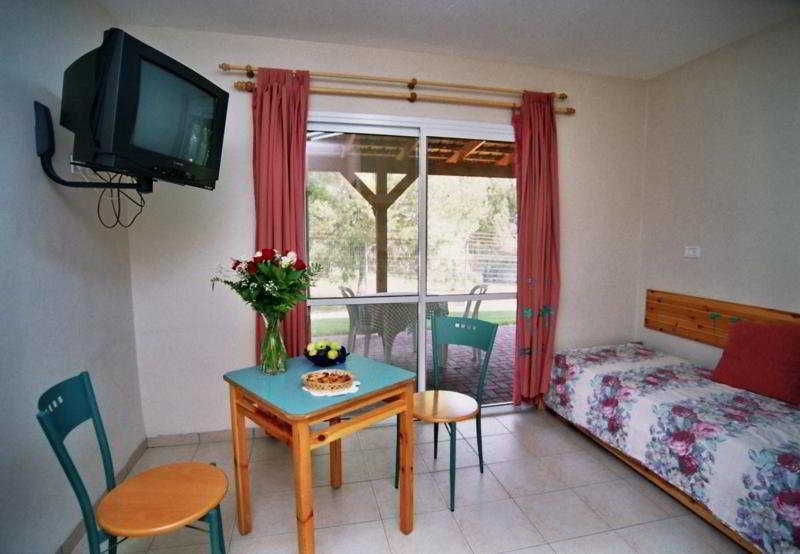 Shaar Hagolan Kibbutz Country Lodging Eksteriør billede